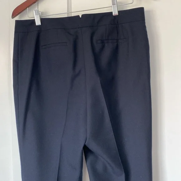 Ann Taylor navy pantsuit women’s 10/10P - Picture 7 of 12